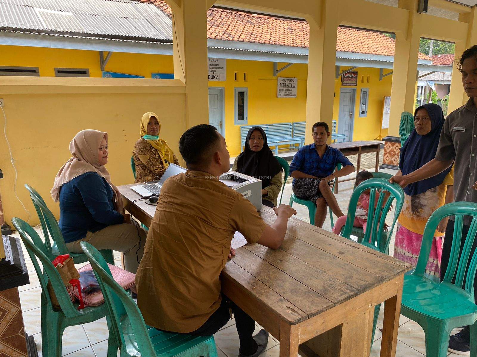 MOBIL CUSTOMER SERVICE BPJS KELILING KEMBALI HADIR DI DESA MUKTSARI