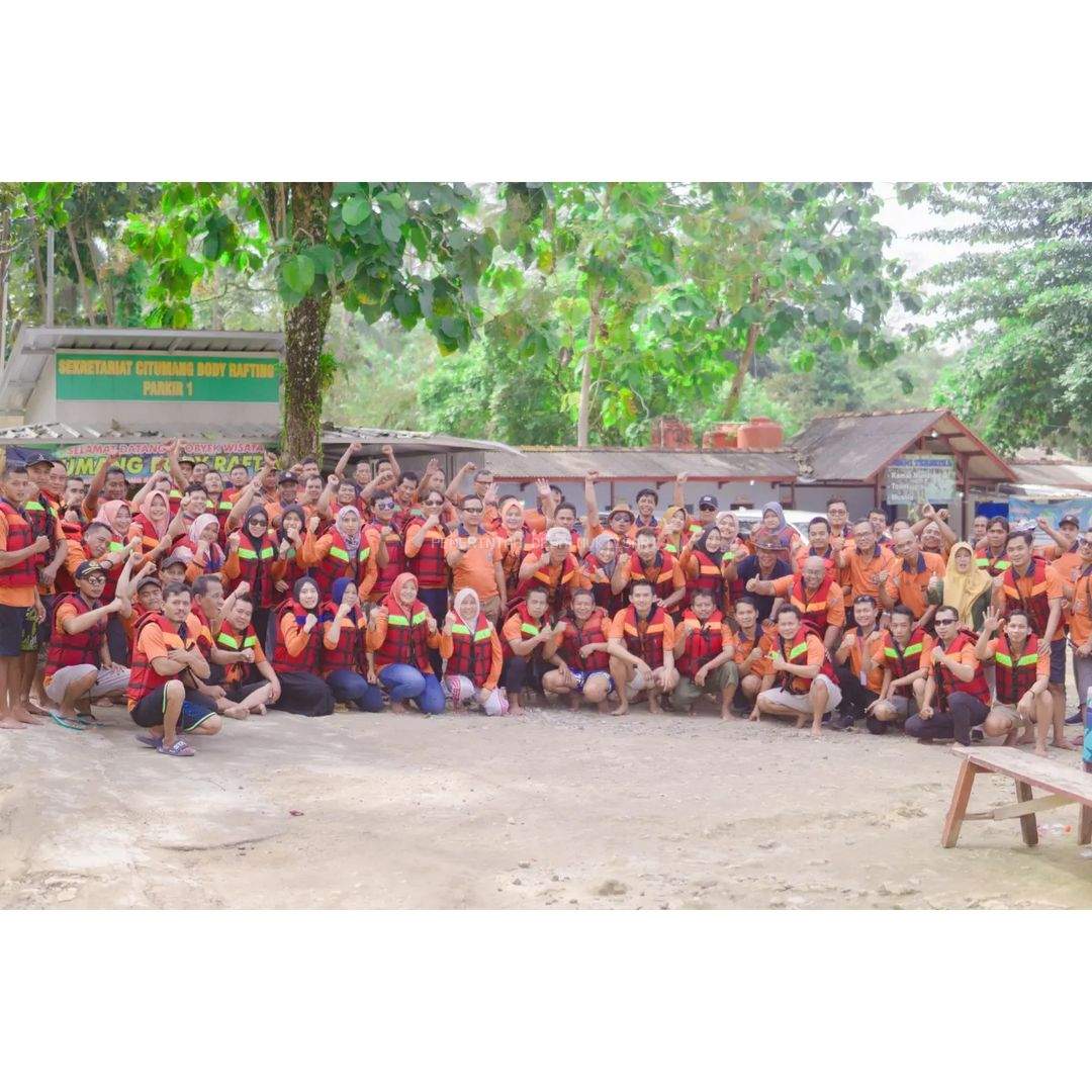 OUTBOND PENINGKATAN KAPASITAS PERANGKAT DESA SE KECAMATAN GANDRUNGMANGU BERSAMA BAPAK HARI MINARNO, M.SI